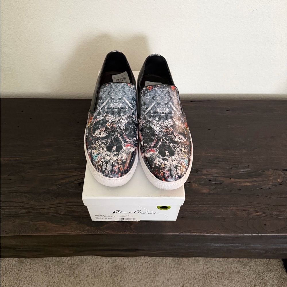 Robert Graham Artistic Black and Gray Sneakers